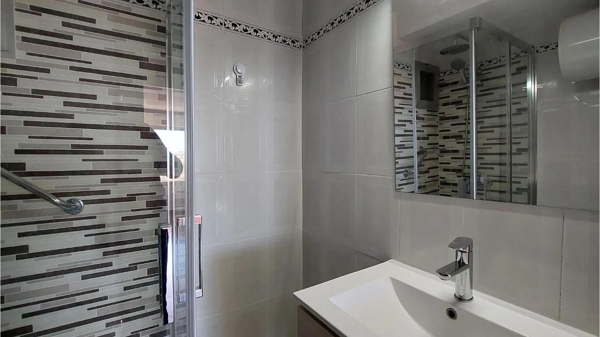 Cozy Apartment In Benalmadena Costa With Kitchen