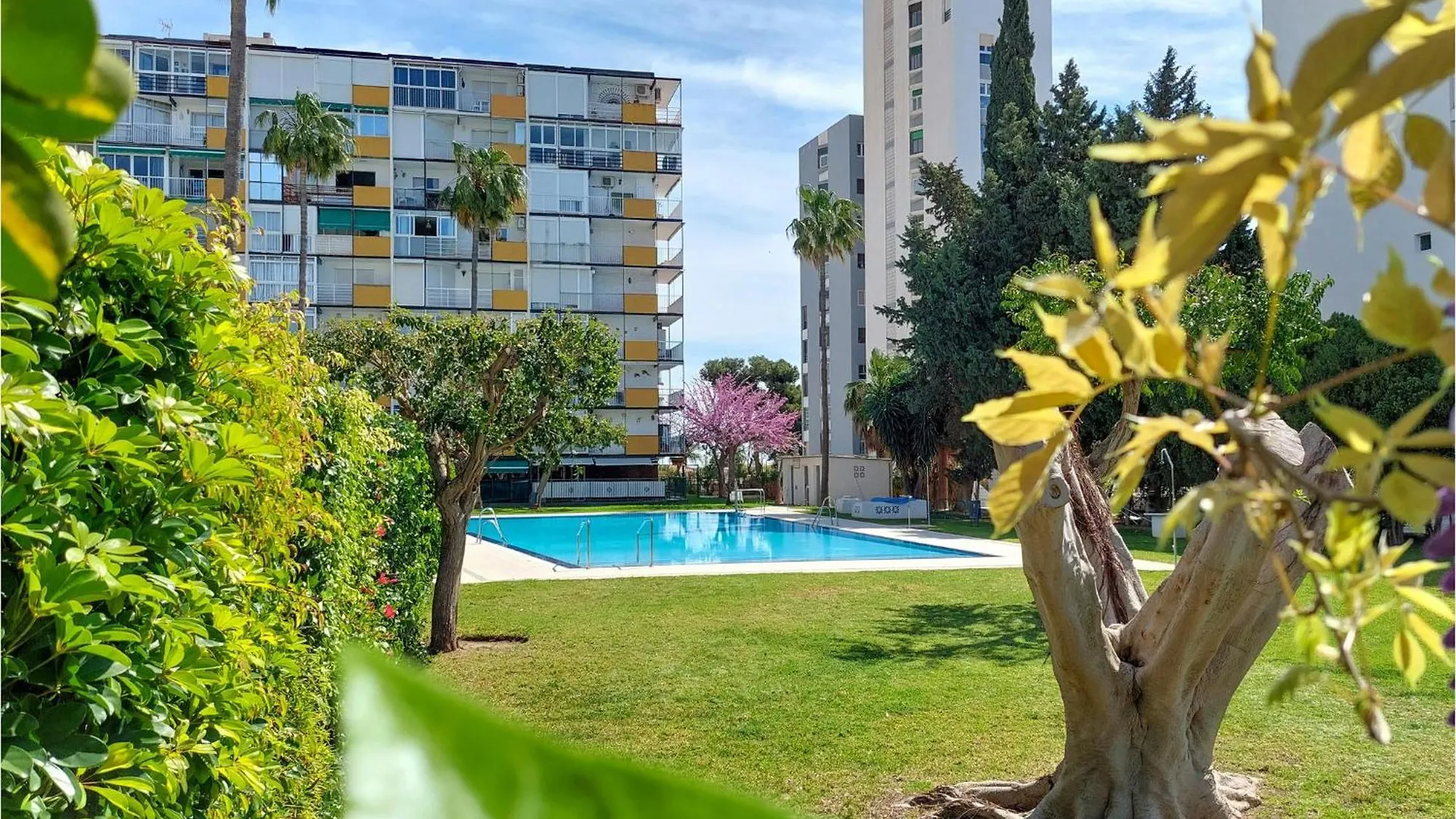 Cozy Apartment In Benalmadena Costa With Kitchen
